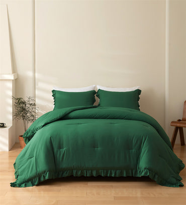 Solid Color Ruffled Quilt and Pillowcase 3-Piece Set