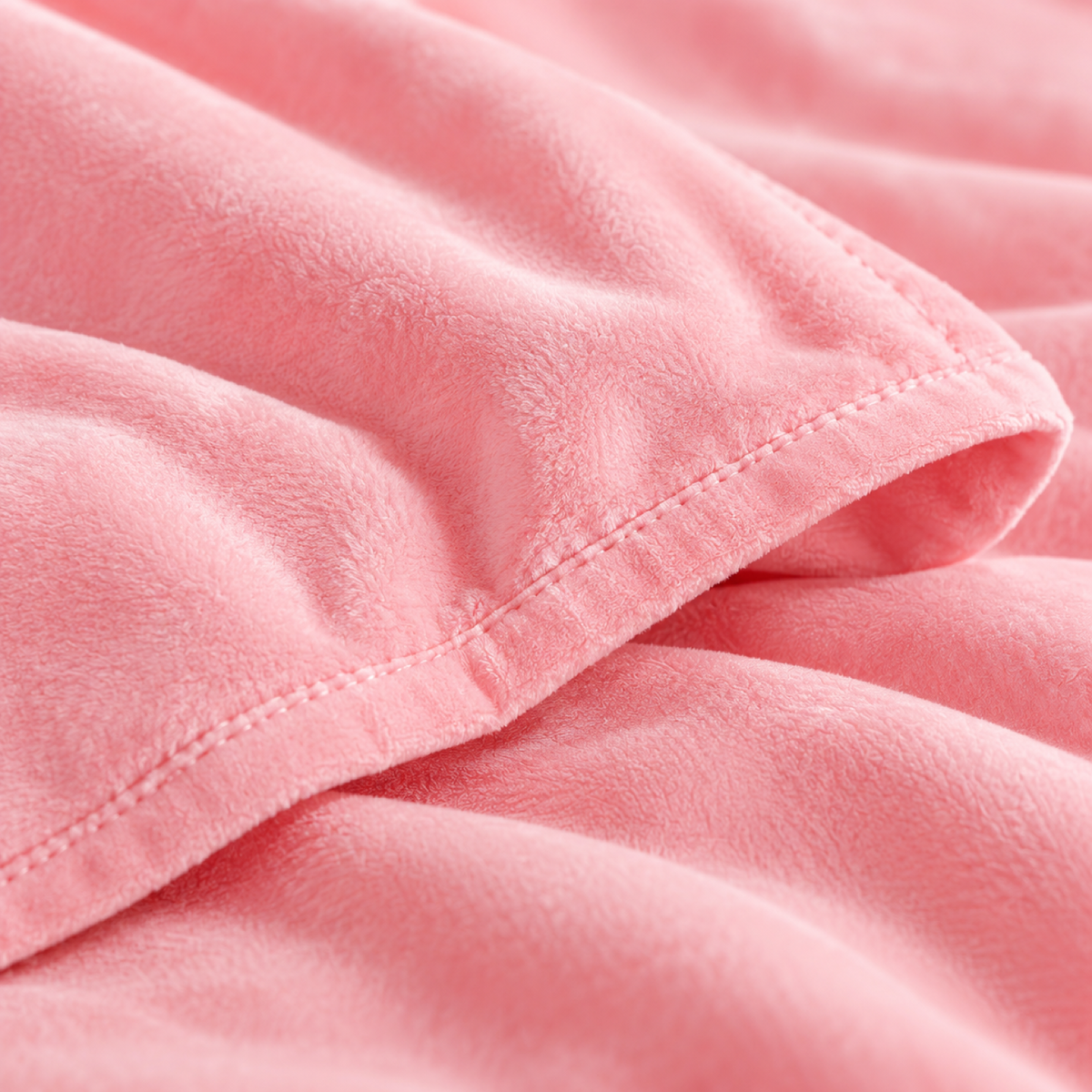 Velvet 3-Piece Duvet Cover Set, Pink — detail