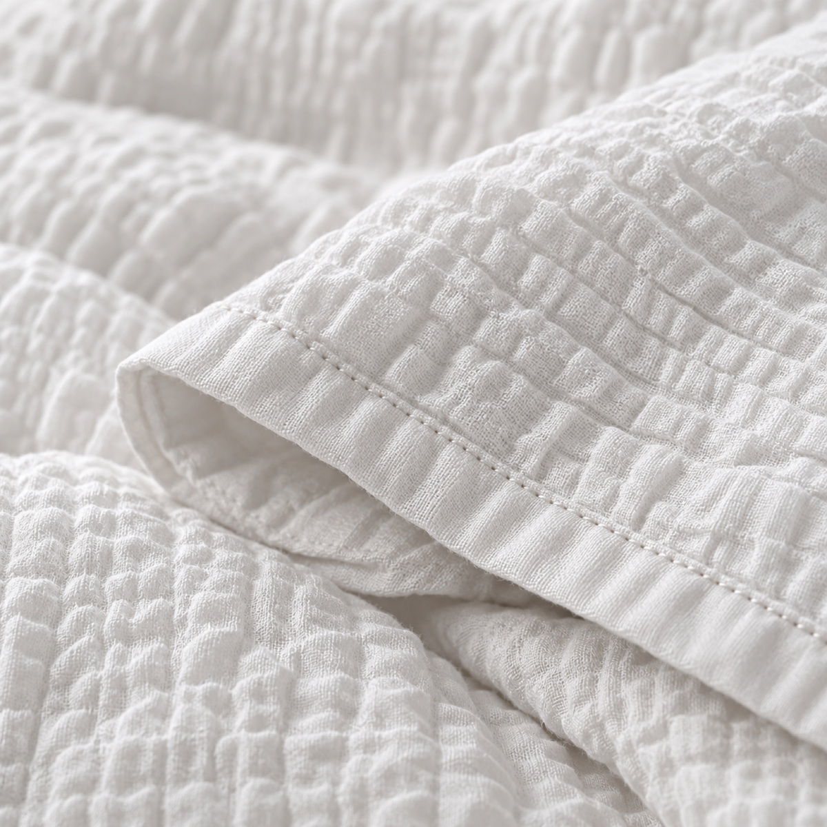 Seersucker Textured Duvet Cover Set, White — detail