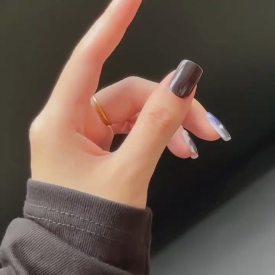 Black Cat and Moon Press-On Nails – Midnight Square, 24pcs · wear test
