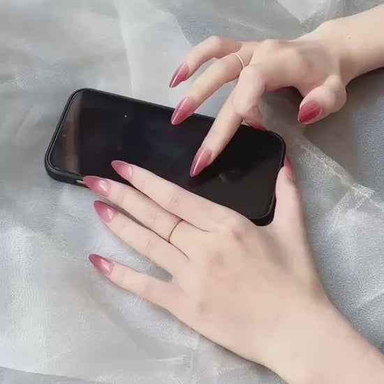 Pink Gradient Press-On Nails – Luxury Style, 10pcs · wear test