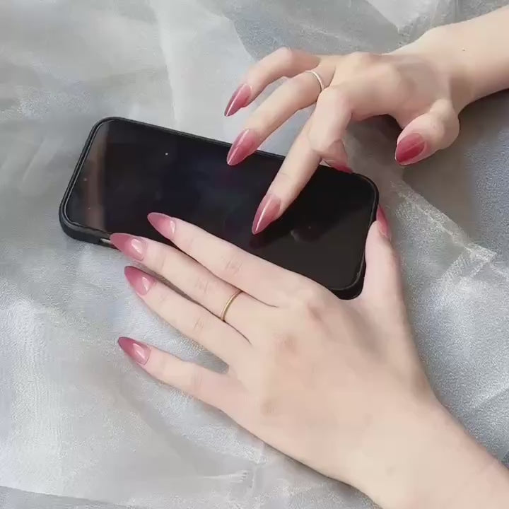 Pink Gradient Press-On Nails – Luxury Style, 10pcs · wear test