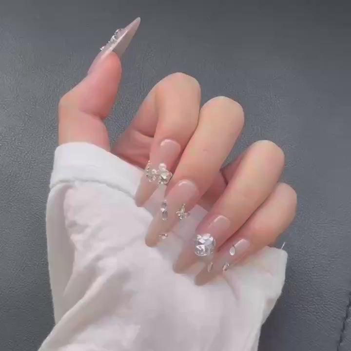 Nude Crystal Press-On Nails – Butterfly Charm, 10pcs · wear test