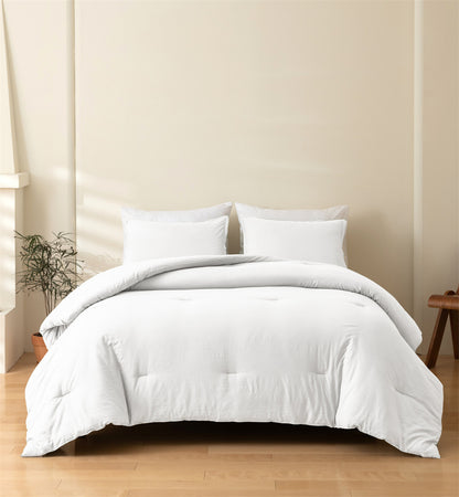 Solid Color Quilt and Pillowcase 3-Piece Set